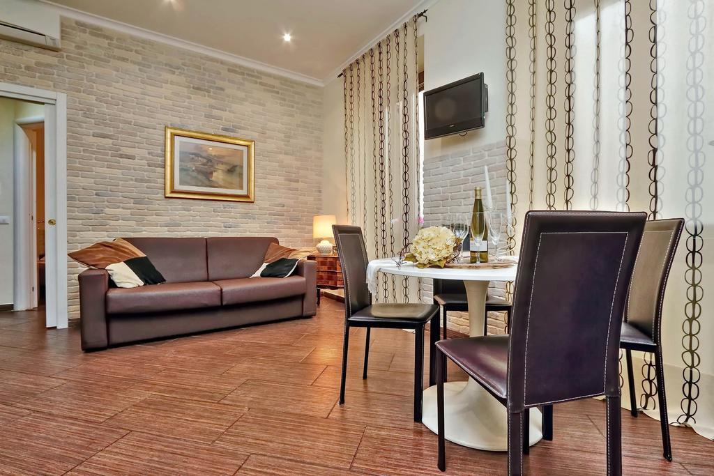 Una Notte Ai Musei Vaticani Apartment Рим Стая снимка