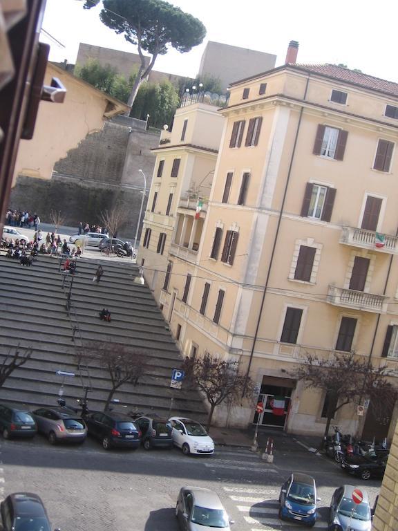 Una Notte Ai Musei Vaticani Apartment Рим Стая снимка