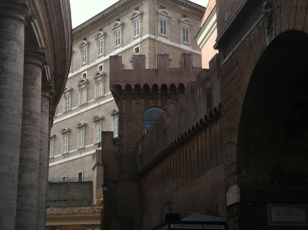 Una Notte Ai Musei Vaticani Apartment Рим Екстериор снимка